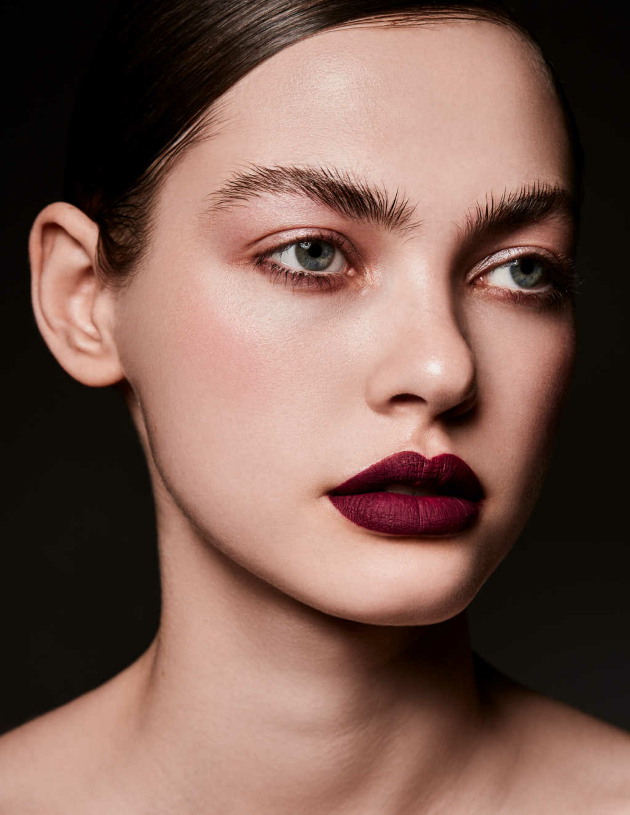 Makeup von Edward Bess kaufen bei ludwigbeck.de