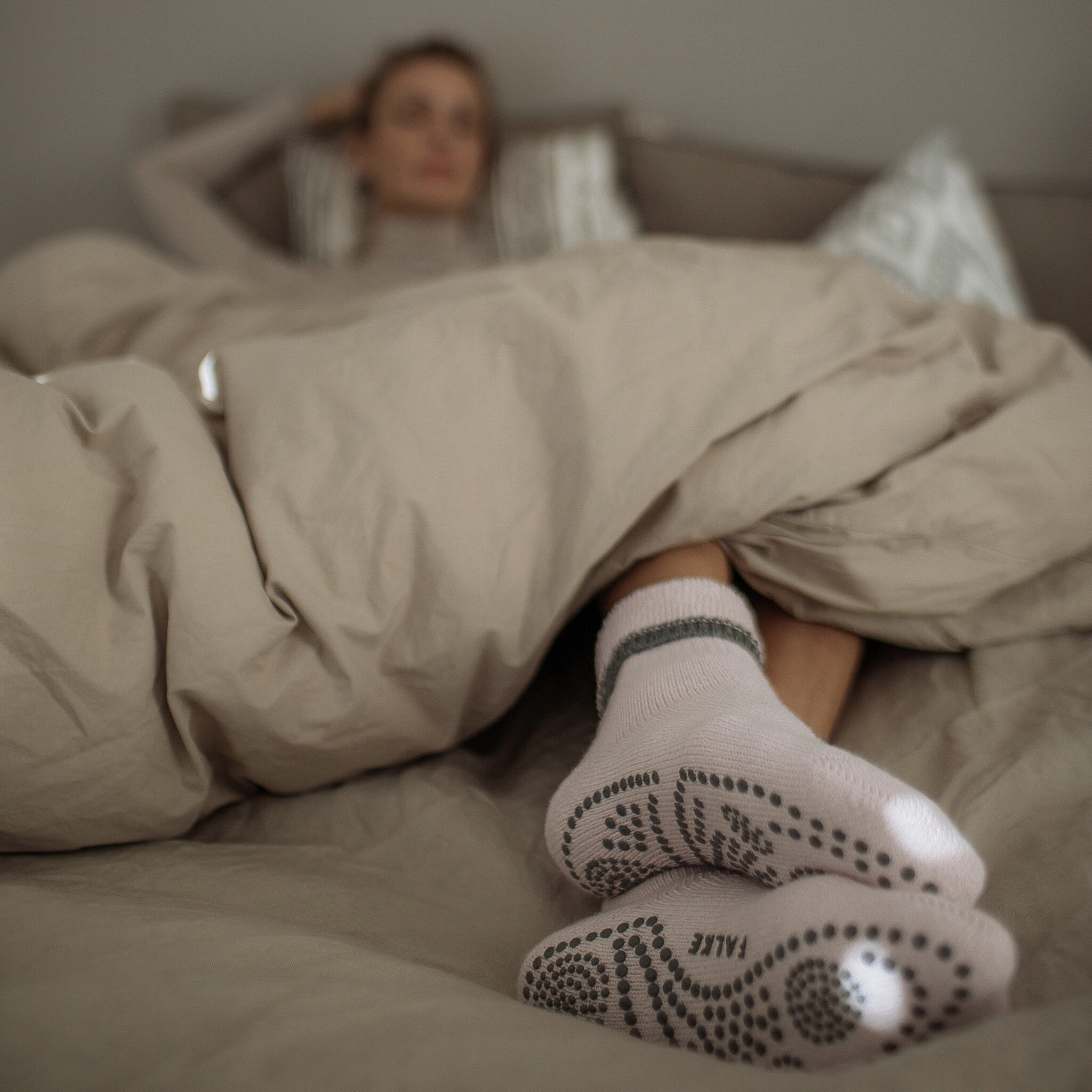 falke Socken kaufen bei ludwigbeck.de