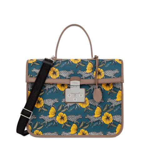 #furlamagictales FURLA
