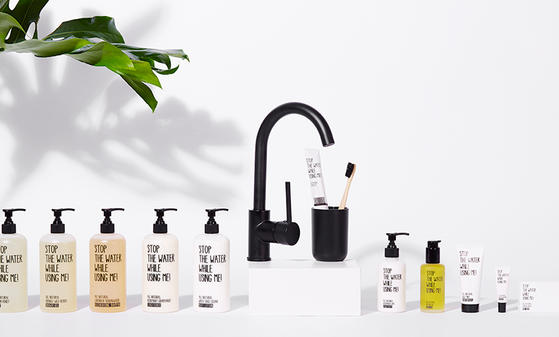 Stop the water while using me kaufen bei ludwigbeck.de